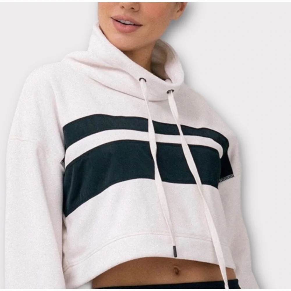 1 LEFT! SOFT Striped Velour Cropped Sweatshirt - Picture 6 of 10